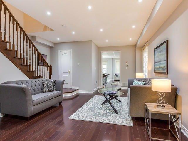 5553 Bonnie St, House semidetached with 4 bedrooms, 5 bathrooms and 2 parking in Mississauga ON | Image 3