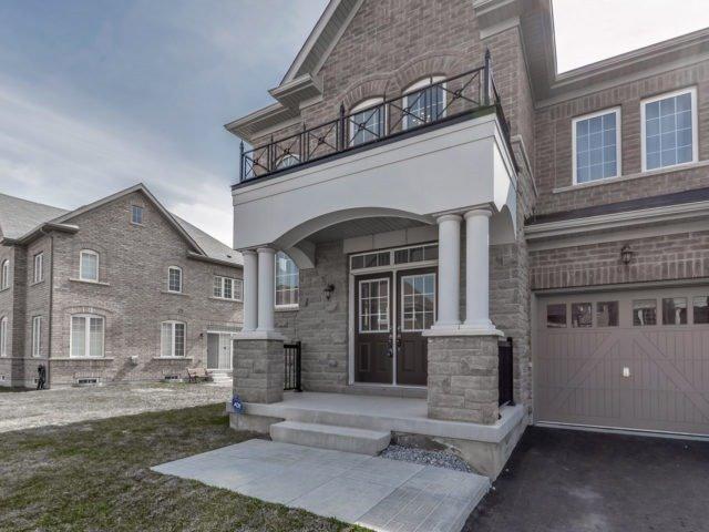 67 Kalmia Rd, House detached with 5 bedrooms, 4 bathrooms and 2 parking in Brampton ON | Image 3