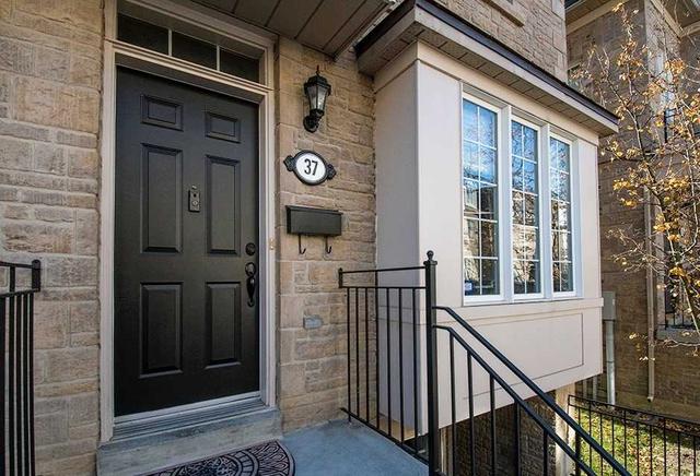 37 Mcbride Lane, Townhouse with 3 bedrooms, 3 bathrooms and 2 parking in Toronto ON | Image 23