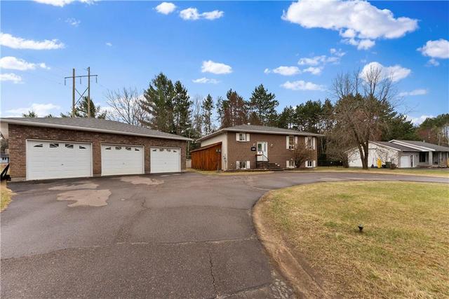 50 Jamie Crescent, House detached with 3 bedrooms, 2 bathrooms and 10 parking in Petawawa ON | Image 1