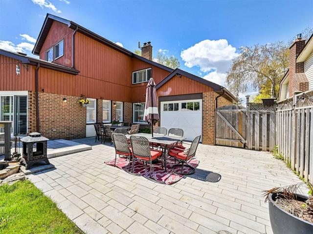 6939 Shelter Bay Rd, House detached with 3 bedrooms, 2 bathrooms and 5 parking in Mississauga ON | Image 21
