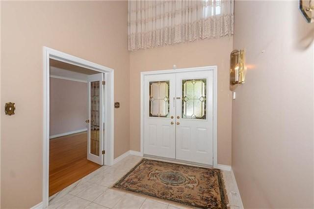 104 Jules Ave, House detached with 4 bedrooms, 4 bathrooms and 6 parking in Vaughan ON | Image 2
