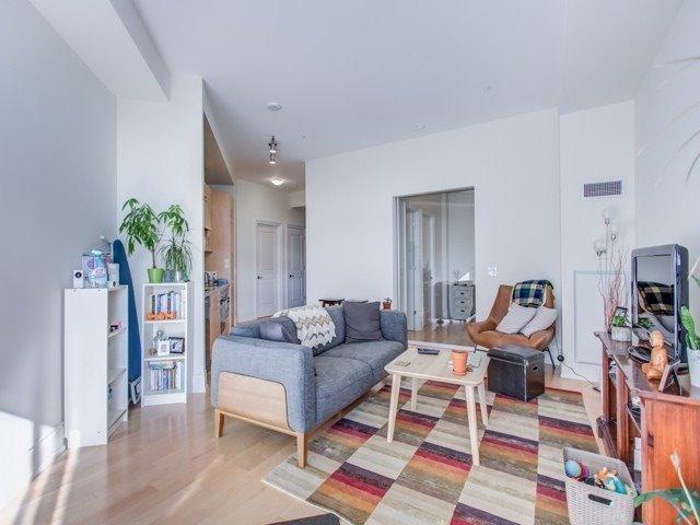 1001 - 23 Glebe Rd W, Condo with 1 bedrooms, 2 bathrooms and 1 parking in Toronto ON | Image 7