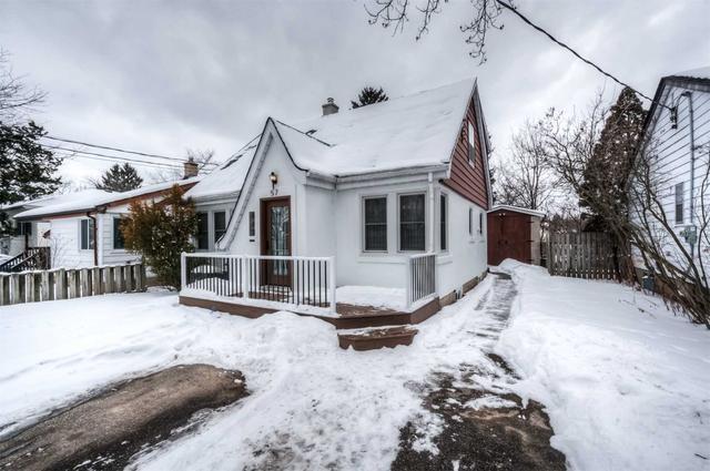 57 Belmont Ave E, House detached with 4 bedrooms, 3 bathrooms and 5 parking in Kitchener ON | Image 1