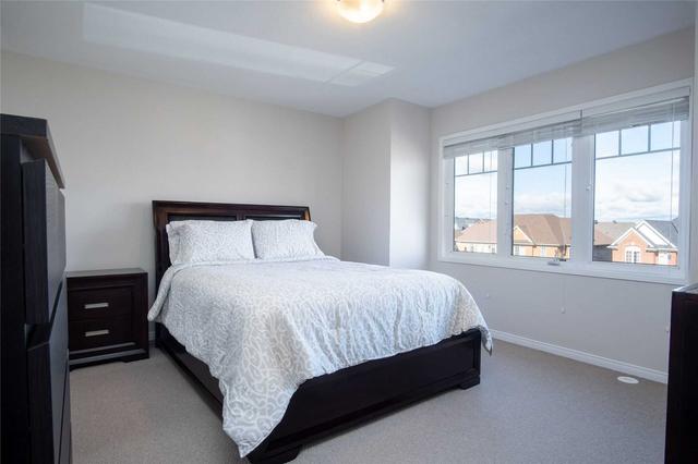 4 - 3200 Bentley Dr, Townhouse with 3 bedrooms, 3 bathrooms and 2 parking in Mississauga ON | Image 9