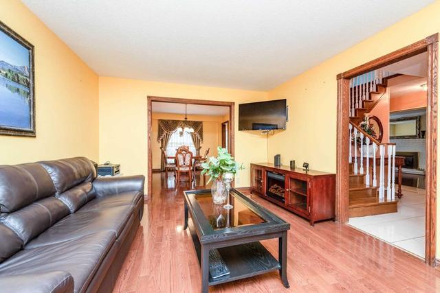4 Pearson Rd, House detached with 4 bedrooms, 4 bathrooms and 4 parking in Brampton ON | Image 9