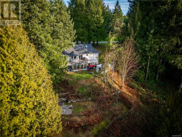 2704 Bonnie Pl, House detached with 6 bedrooms, 4 bathrooms and 6 parking in Cowichan Valley B BC | Image 8