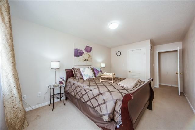 8 Todhunter Cres, House detached with 4 bedrooms, 4 bathrooms and 1 parking in Ajax ON | Image 13