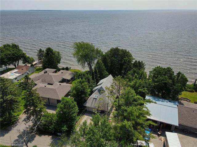 220 Du Lac Promenade, House detached with 2 bedrooms, 1 bathrooms and 4 parking in West Nipissing ON | Image 1