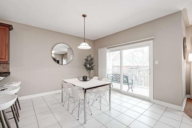 2567 Felhaber Cres, House detached with 3 bedrooms, 2 bathrooms and 4 parking in Oakville ON | Image 10