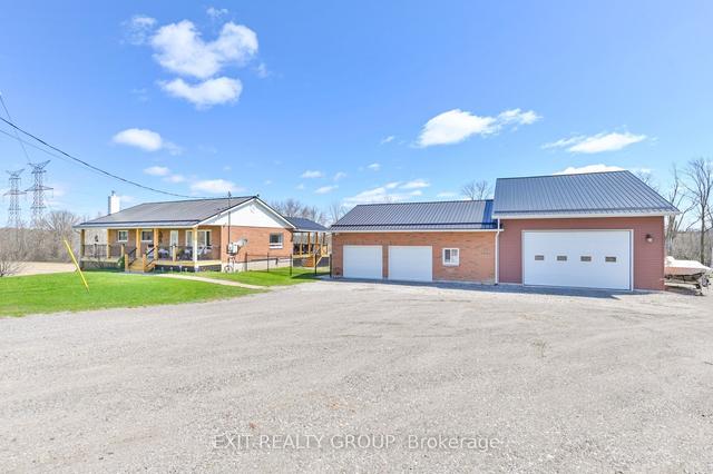 1690 Wallbridge Loyalist Rd, House detached with 3 bedrooms, 2 bathrooms and 10 parking in Quinte West ON | Image 12