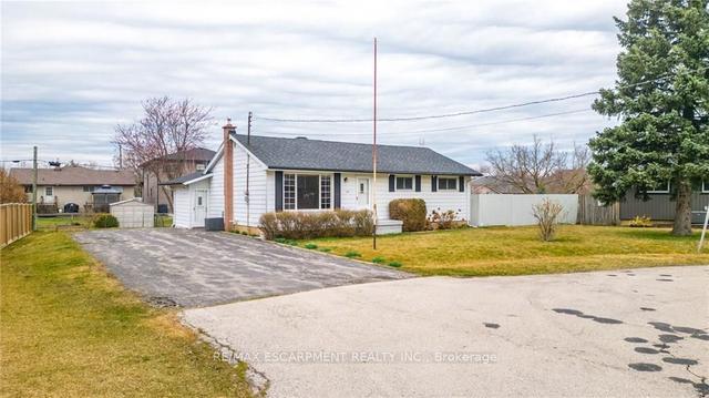 109 Byron Ave, House detached with 3 bedrooms, 2 bathrooms and 5 parking in Hamilton ON | Image 24