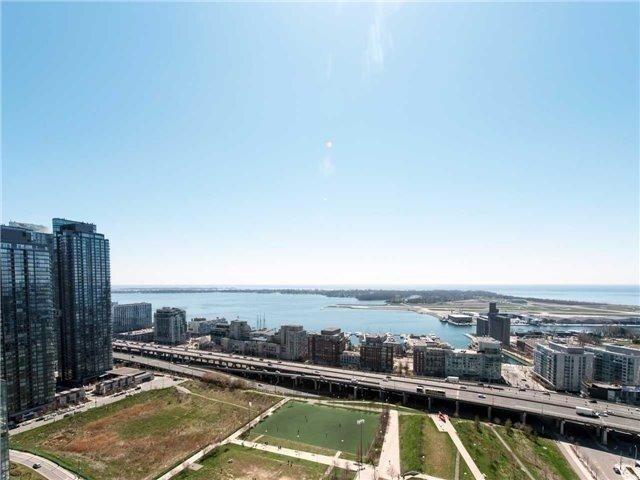 2007 - 21 Iceboat Terr, Condo with 1 bedrooms, 1 bathrooms and 1 parking in Toronto ON | Image 17