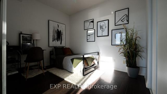 2214 - 352 Front St W, Condo with 2 bedrooms, 2 bathrooms and 0 parking in Toronto ON | Image 3