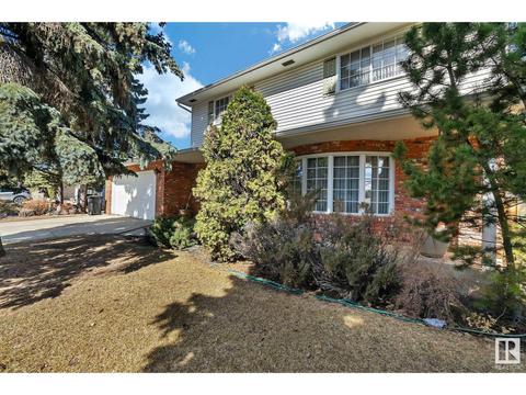 2a Westbrook Dr Nw, House detached with 4 bedrooms, 2 bathrooms and null parking in Edmonton AB | Card Image
