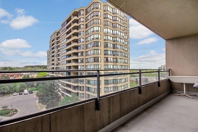 702 - 22 Clarissa Dr, Condo with 2 bedrooms, 2 bathrooms and 1 parking in Richmond Hill ON | Image 16