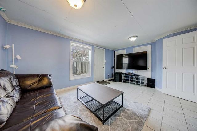 169 Violet Dr, Townhouse with 4 bedrooms, 3 bathrooms and 2 parking in Hamilton ON | Image 28