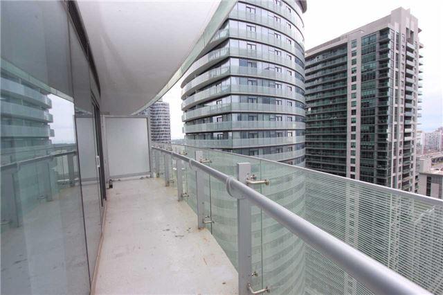 2008 - 14 York St, Condo with 2 bedrooms, 2 bathrooms and 1 parking in Toronto ON | Image 10