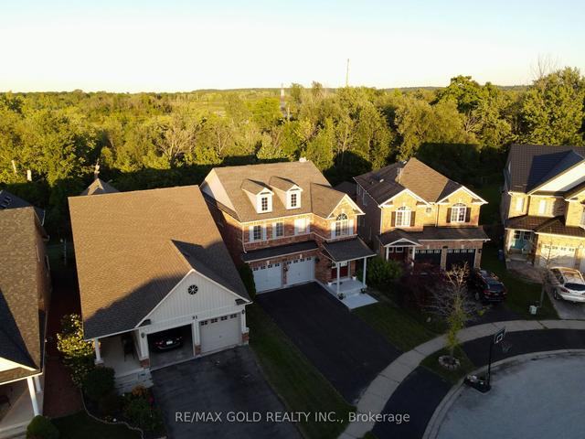 89 Wilfrid Laurier Cres, House detached with 4 bedrooms, 4 bathrooms and 6 parking in St. Catharines ON | Image 15