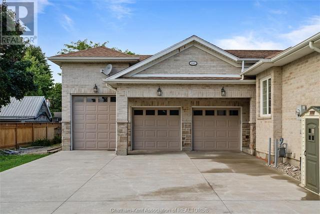 11507 Lagonda Way, House detached with 3 bedrooms, 2 bathrooms and null parking in Chatham Kent ON | Image 4