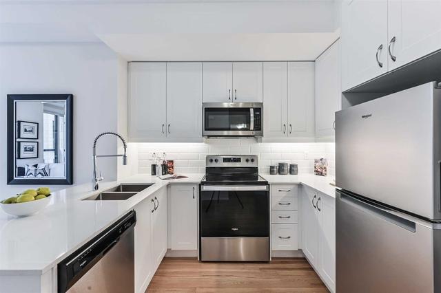 24 - 715 Lawrence Ave W, Townhouse with 2 bedrooms, 2 bathrooms and 1 parking in Toronto ON | Image 5