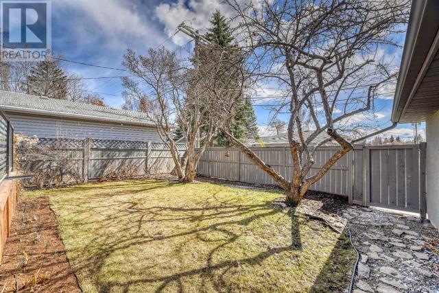47 Haddock Road Sw, House detached with 4 bedrooms, 3 bathrooms and 1 parking in Calgary AB | Image 32