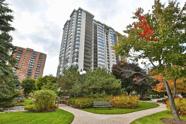 703 - 2180 Marine Dr, Condo with 2 bedrooms, 2 bathrooms and 1 parking in Oakville ON | Image 1