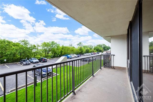 205 - 665 Bathgate Drive, Condo with 3 bedrooms, 2 bathrooms and 1 parking in Ottawa ON | Image 25