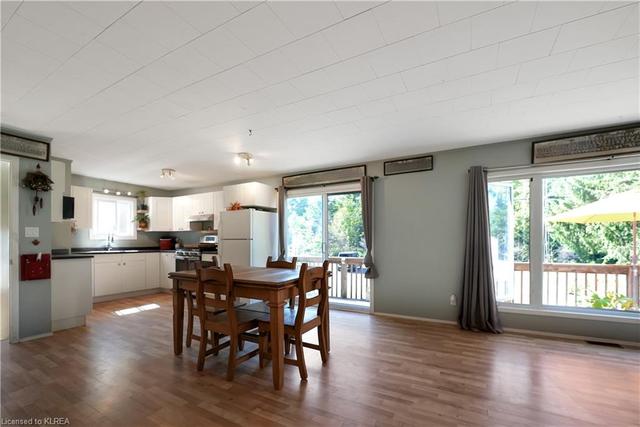 8643 Highway 28, House detached with 2 bedrooms, 1 bathrooms and 6 parking in North Kawartha ON | Image 6