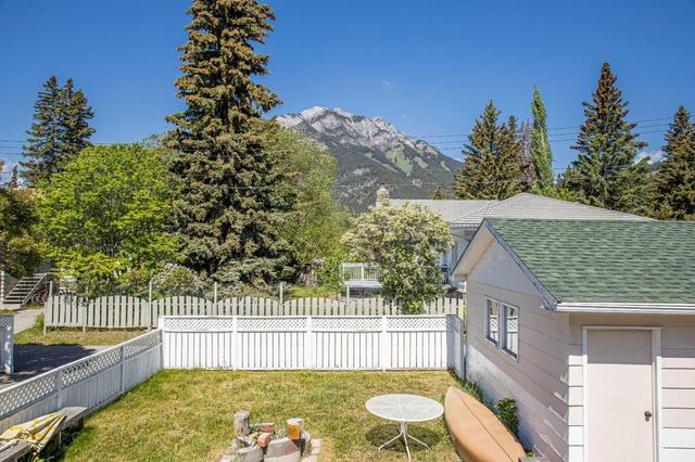 329 Big Horn Street, House detached with 5 bedrooms, 3 bathrooms and 6 parking in Banff AB | Image 14