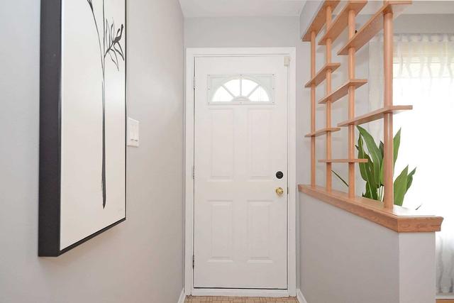 58 Sleeman Ave, House detached with 3 bedrooms, 2 bathrooms and 5 parking in Guelph ON | Image 12