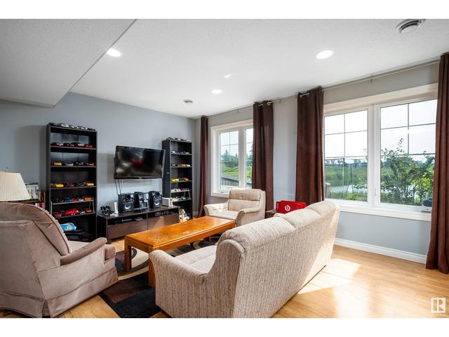 5543 Conestoga St Nw, House detached with 5 bedrooms, 3 bathrooms and 6 parking in Edmonton AB | Image 63