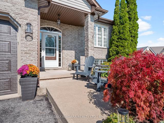 390 Jasmine Crt, House detached with 2 bedrooms, 2 bathrooms and 6 parking in Fort Erie ON | Image 12