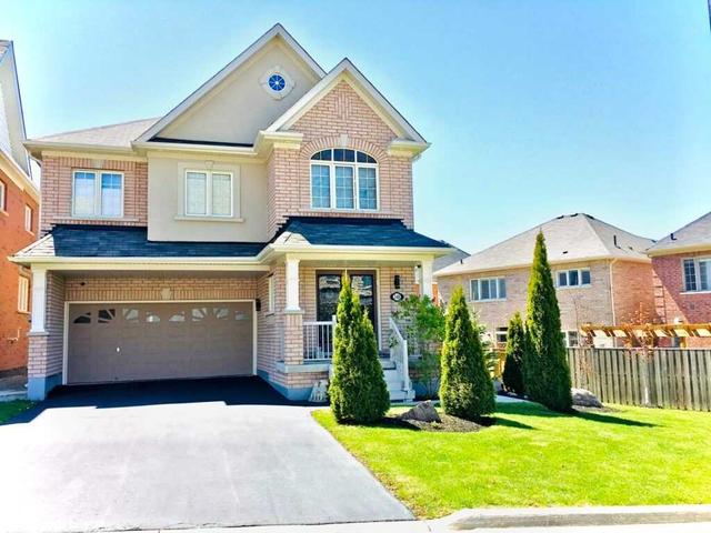 248 Gord Clelland Gate, House detached with 4 bedrooms, 3 bathrooms and 6 parking in Newmarket ON | Image 1