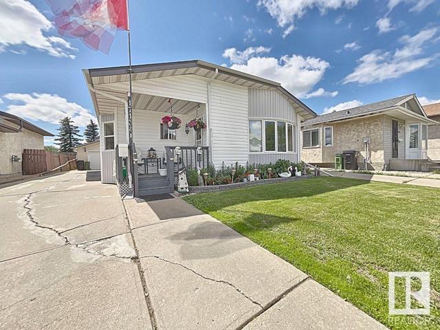 17134 96 St Nw, House detached with 4 bedrooms, 2 bathrooms and 8 parking in Edmonton AB | Card Image