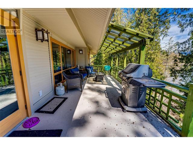 661 Park Road, House detached with 3 bedrooms, 2 bathrooms and 8 parking in Columbia Shuswap D BC | Image 68