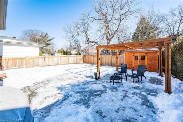 667 Montego Crescent, House detached with 3 bedrooms, 2 bathrooms and 5 parking in Burlington ON | Image 40