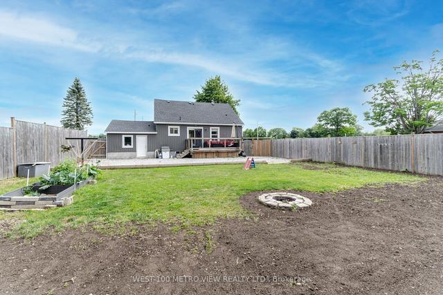 2820 Victoria St N, House detached with 3 bedrooms, 2 bathrooms and 7 parking in Woolwich ON | Image 18
