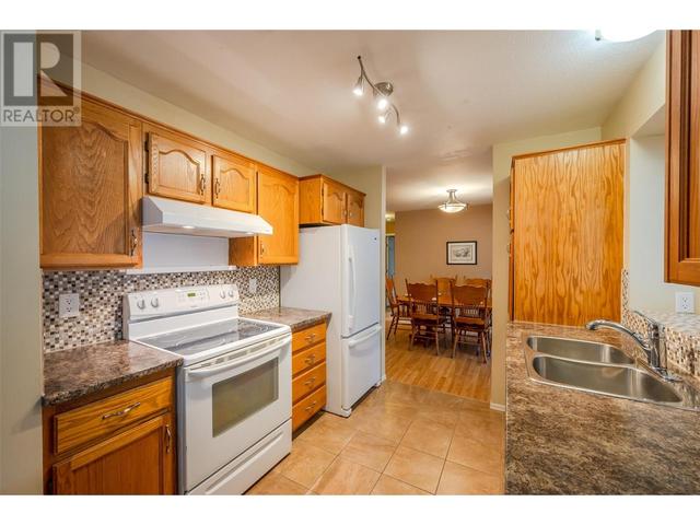 115 Heron Drive, House detached with 2 bedrooms, 2 bathrooms and 2 parking in Penticton 1 BC | Image 15