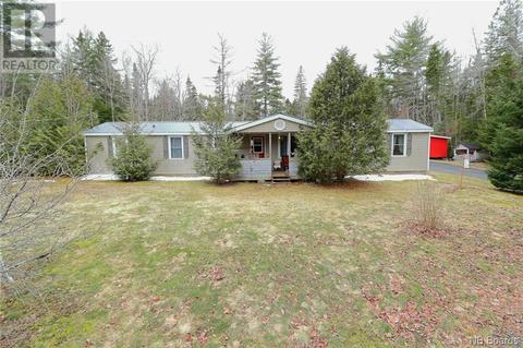 143 Northside Drive, House detached with 3 bedrooms, 1 bathrooms and null parking in Minto NB | Card Image