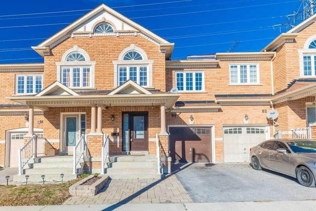 84 Atherton Ave, House attached with 3 bedrooms, 3 bathrooms and 3 parking in Ajax ON | Image 1
