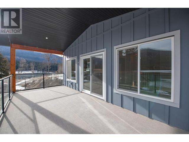 7 - 1681 Sugar Lake Road, Home with 2 bedrooms, 2 bathrooms and 4 parking in North Okanagan E BC | Image 16