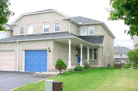 upper - 34 Gill Cres, House attached with 3 bedrooms, 3 bathrooms and 2 parking in Ajax ON | Image 1