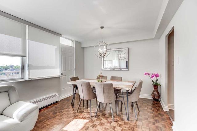 512 - 155 Marlee Ave, Condo with 3 bedrooms, 2 bathrooms and 1 parking in Toronto ON | Image 2