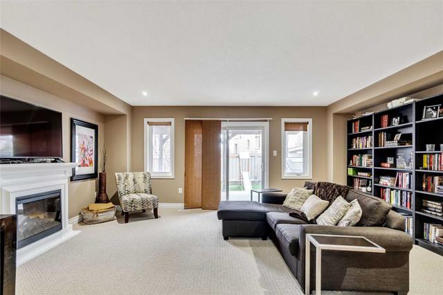 71 Hansard Dr, House attached with 3 bedrooms, 4 bathrooms and 3 parking in Vaughan ON | Image 8
