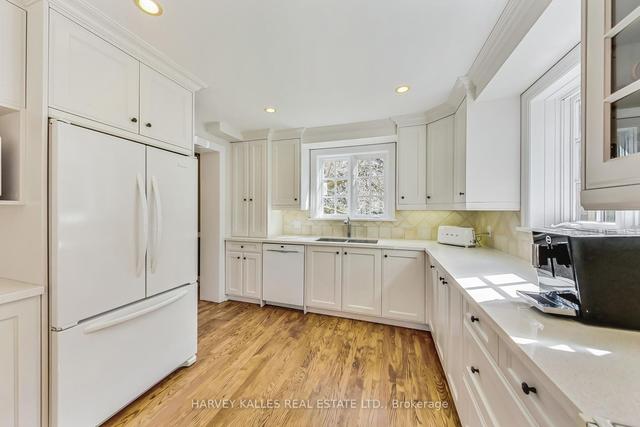 218 Yonge Blvd, House detached with 3 bedrooms, 4 bathrooms and 4 parking in Toronto ON | Image 35