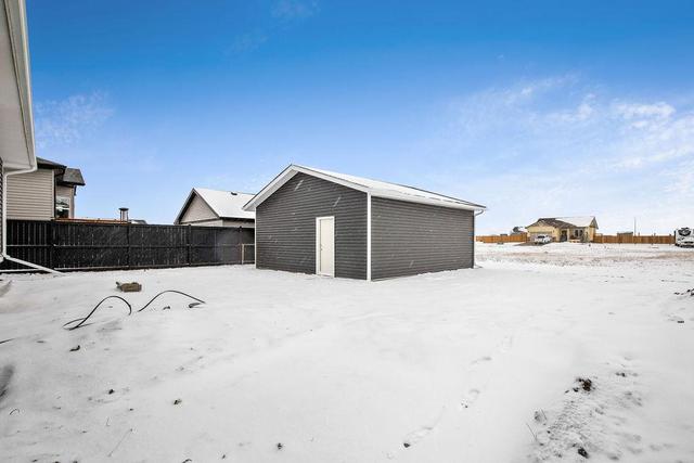 328 Butte Place, House detached with 2 bedrooms, 1 bathrooms and 4 parking in Stavely AB | Image 26