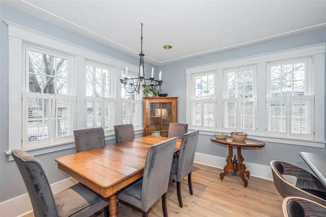 30 Barber Ave, House detached with 4 bedrooms, 3 bathrooms and 5 parking in Guelph ON | Image 3