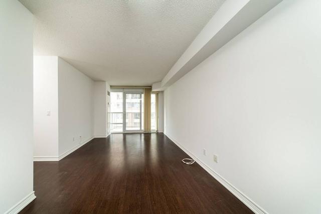305 - 761 Bay St, Condo with 1 bedrooms, 1 bathrooms and 0 parking in Toronto ON | Image 3