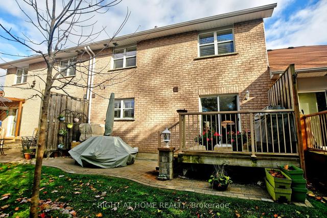 12 - 318 Little Ave, Townhouse with 2 bedrooms, 3 bathrooms and 2 parking in Barrie ON | Image 32